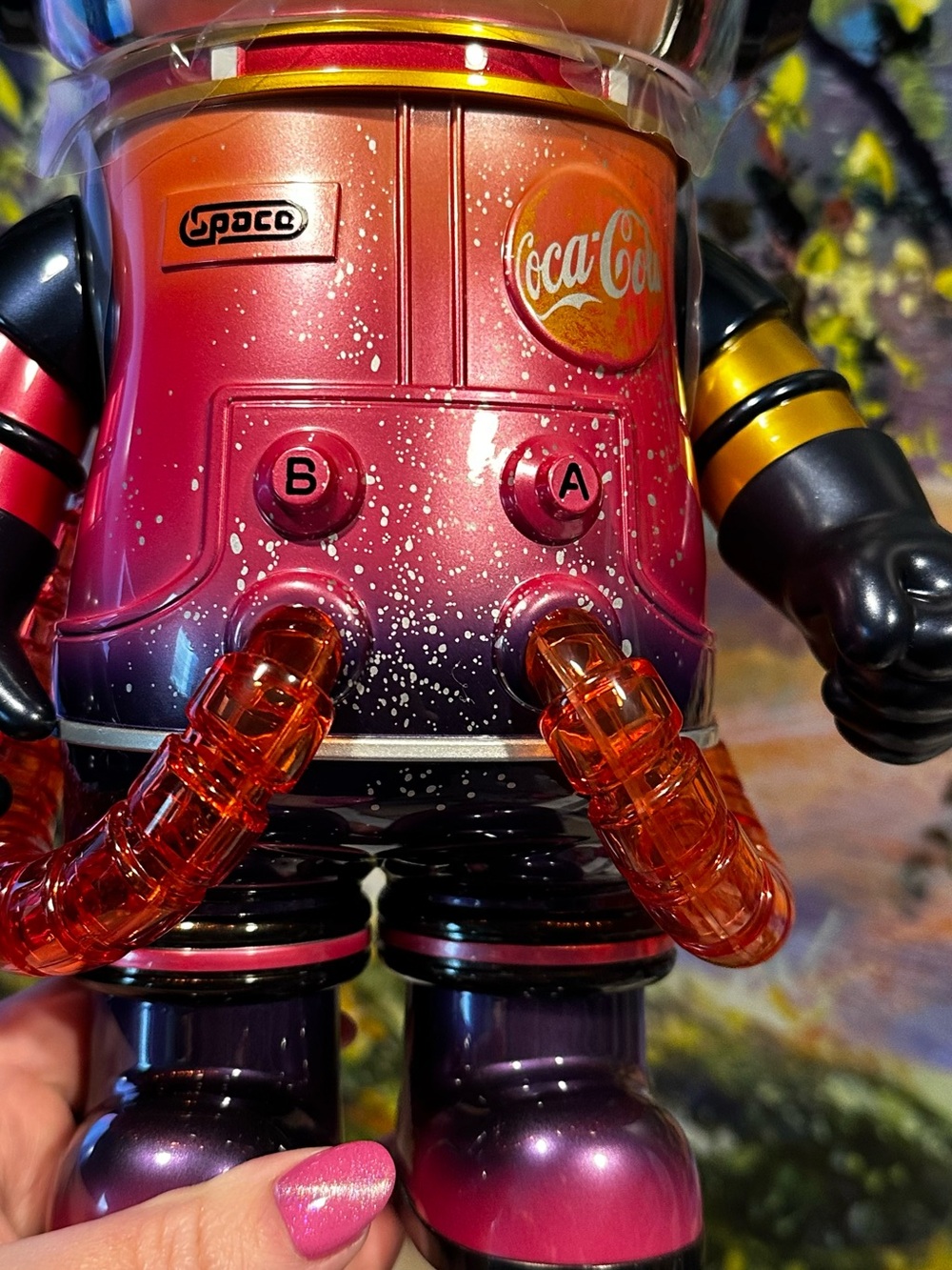 MEGA SPACE MOLLY 400% COCA-COLA VERSION 1 (V1 ) COLLECTIBLE - Picture 2 of 15